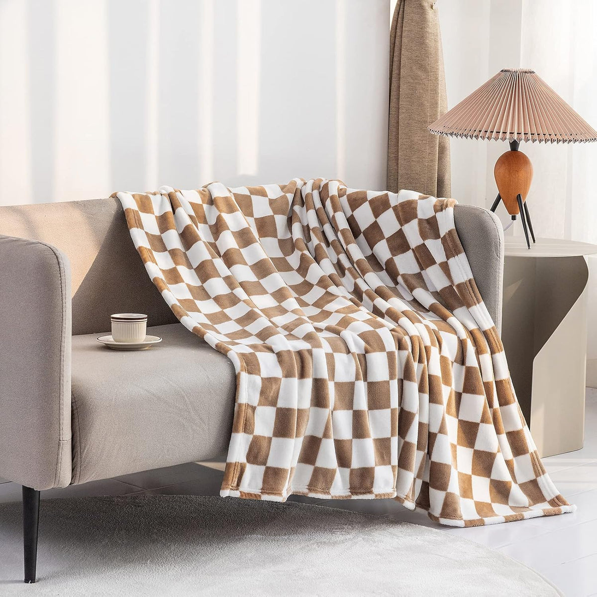 LOMAO Throw Blankets Flannel Blanket with Checkerboard Grid Pattern Soft Throw Blanket for Couch