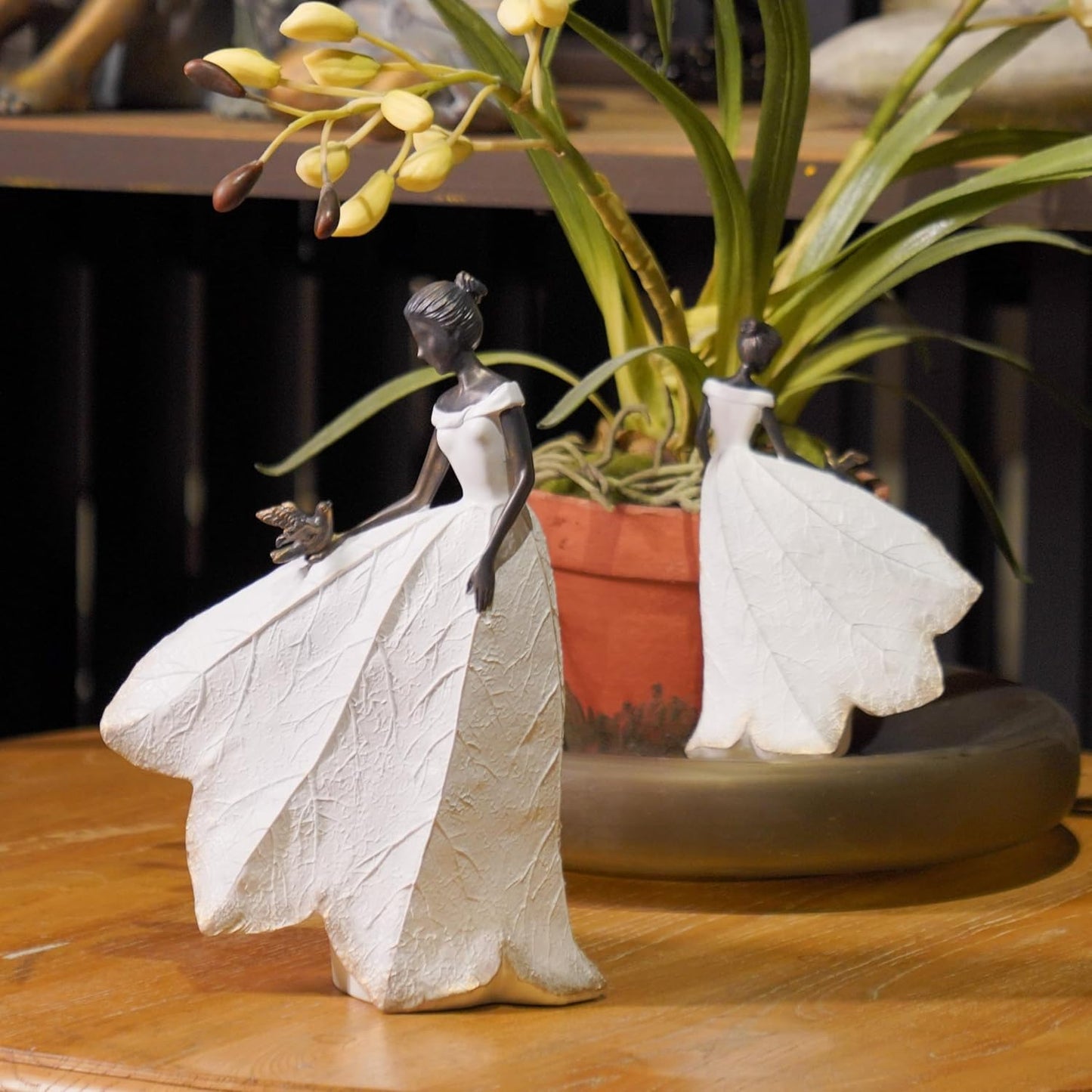 Guichifun Fairy Statue Collection Home Decoration - White Leaf Angel Girls with Bird Resin Home