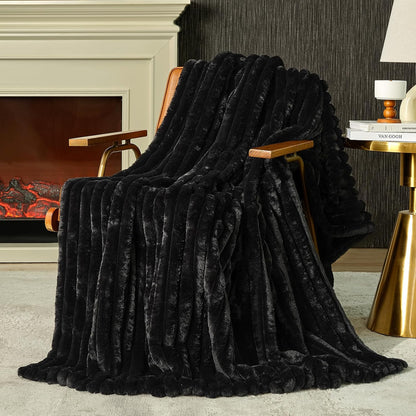 Amélie Home Faux Fur Throw Blanket for Couch, Cozy Fuzzy Fluffy Fur Luxurious Soft Striped Plush