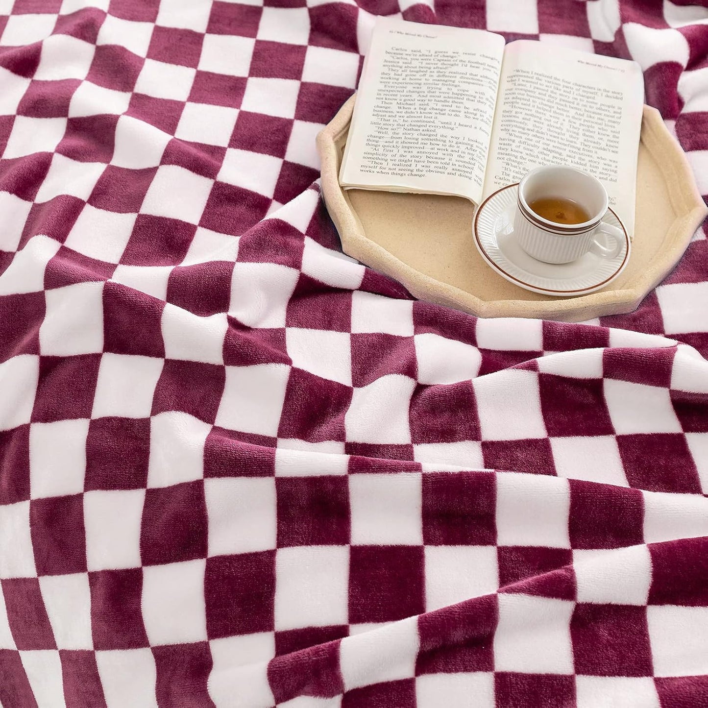 LOMAO Throw Blankets Flannel Blanket with Checkerboard Grid Pattern Soft Throw Blanket for Couch
