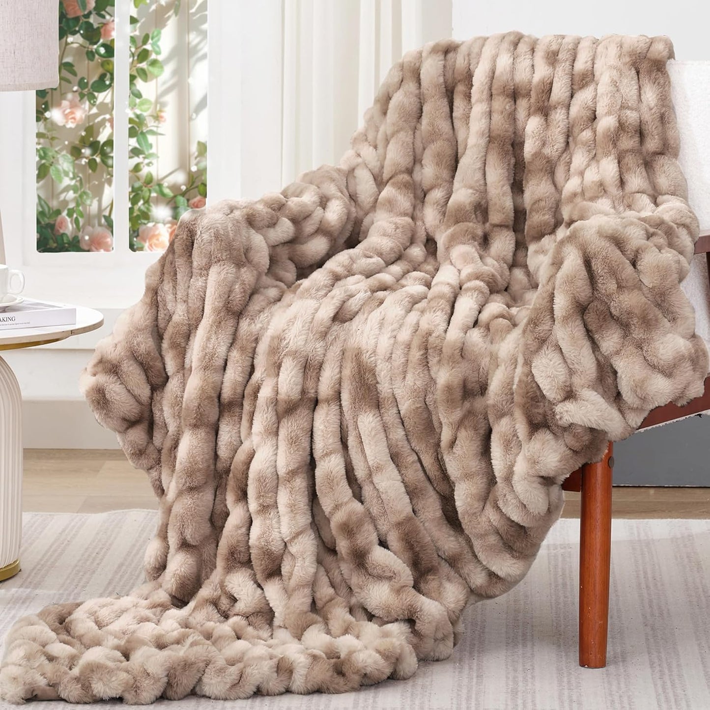 Touchat Ruched Faux Rabbit Fur Throw Blanket, 700 GSM Luxury Dual-Sided Soft Cozy Blanket, Fuzzy