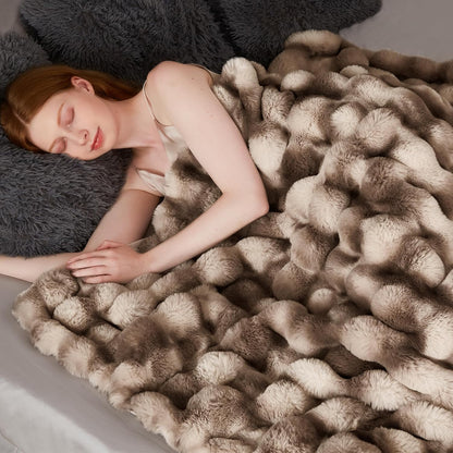 Touchat Luxury 1000GSM Rabbit Faux Fur Blanket, Super Heavy Warm Cozy Brown Blankets for Couch Bed