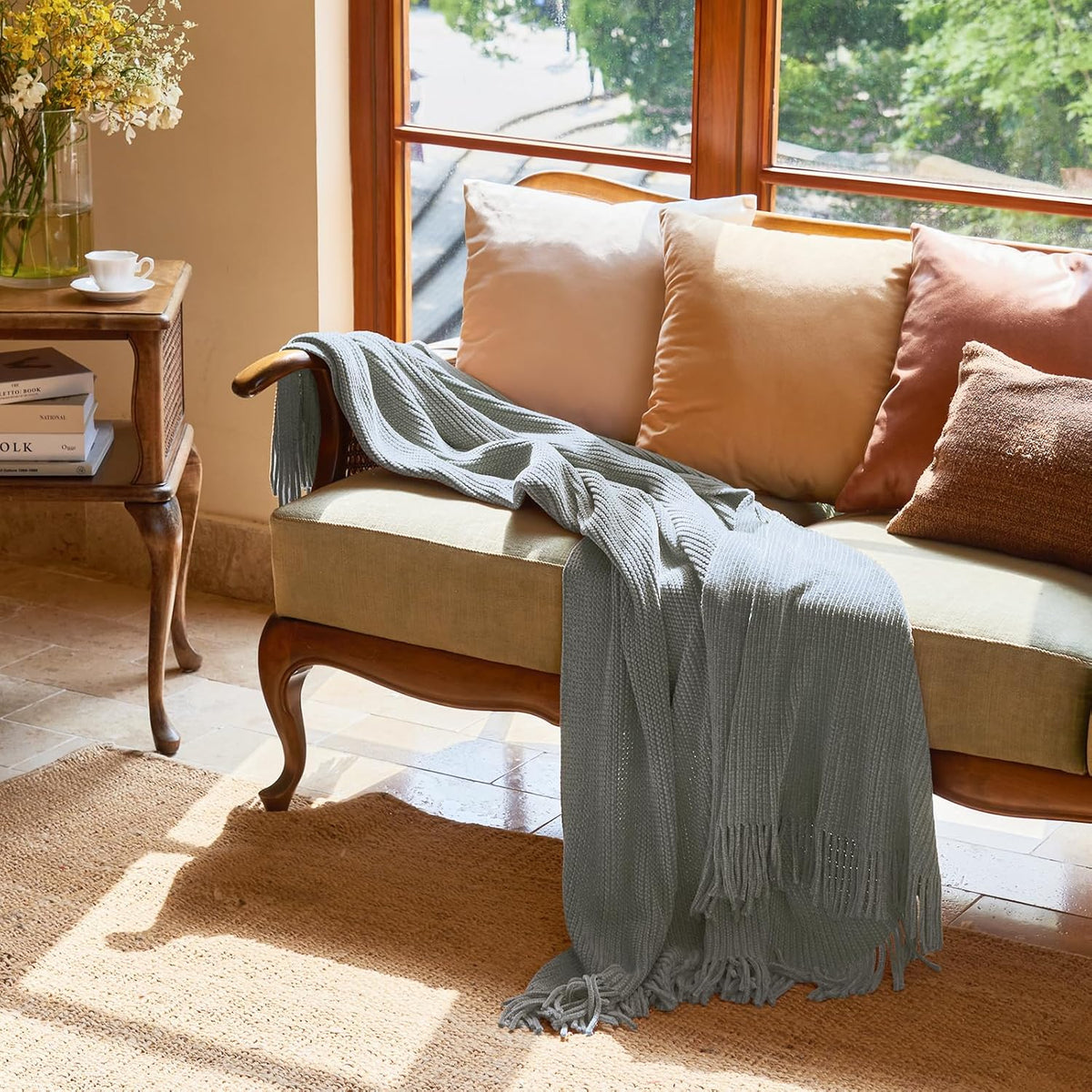 lifein Throw Blanket for Couch, Soft Boho Decor Bed Throw,Cozy Grey Knitted Chenille Small