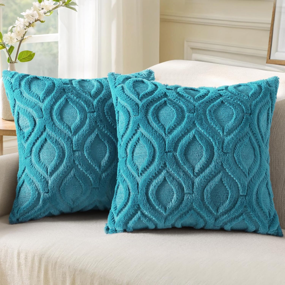 decorUhome Fall Throw Pillow Covers 22x22 Inch Set of 2, Soft Plush Decorative Faux Fur Teal Solid