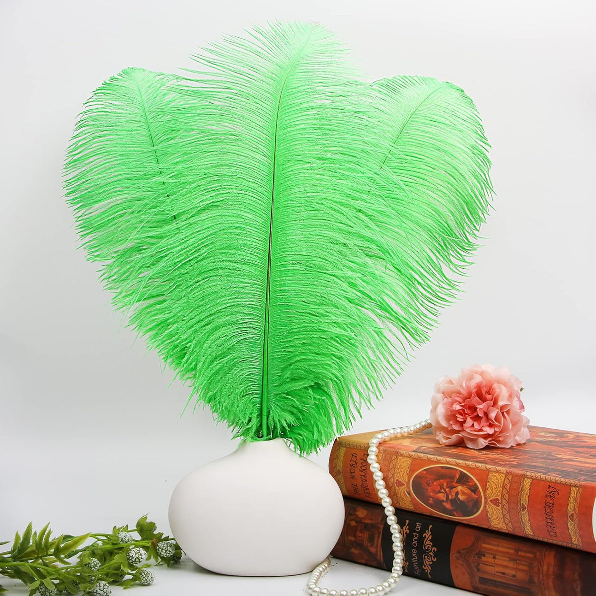 THARAHT Green Ostrich Feathers 12pcs Large Natural Bulk 12-14Inch 30cm-35cm for Wedding Party