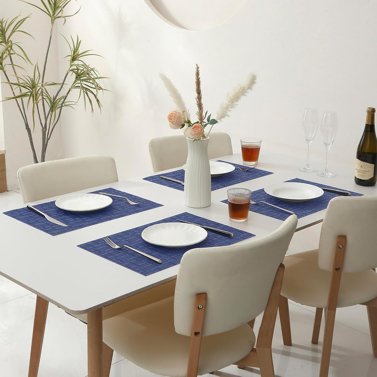 Leetaltree Blue Placemats Set of 4 - Heat Resistant Non-Slip Place mats for Dining Table, Washable