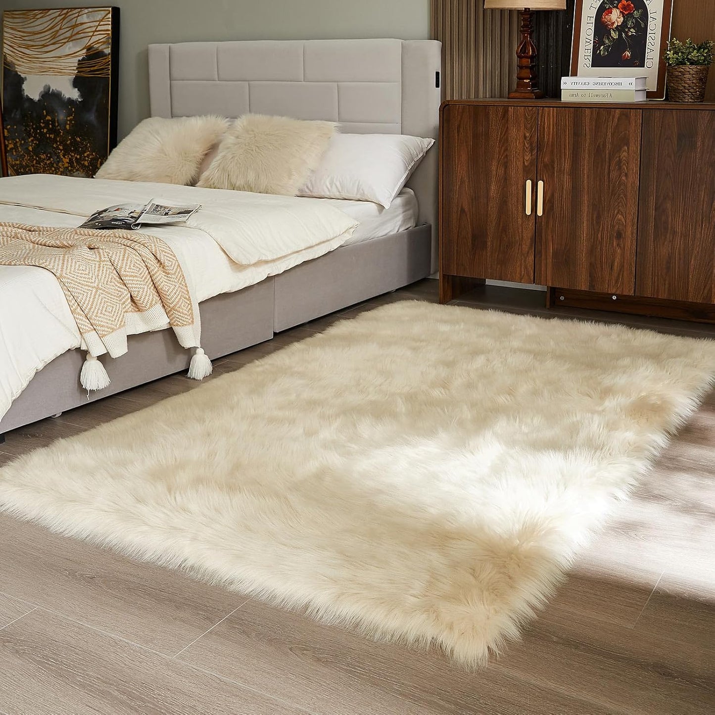AMTOVO Faux Fur Sheepskin Rug for Living Room, 4 x 6 ft Beige Fluffy Area Rug for Bedroom