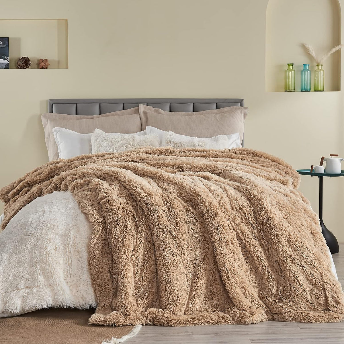 GONAAP Fuzzy Faux Fur Throw Blanket Twin Size Brown Super Soft Cozy Plush Fuzzy Shaggy Blanket for
