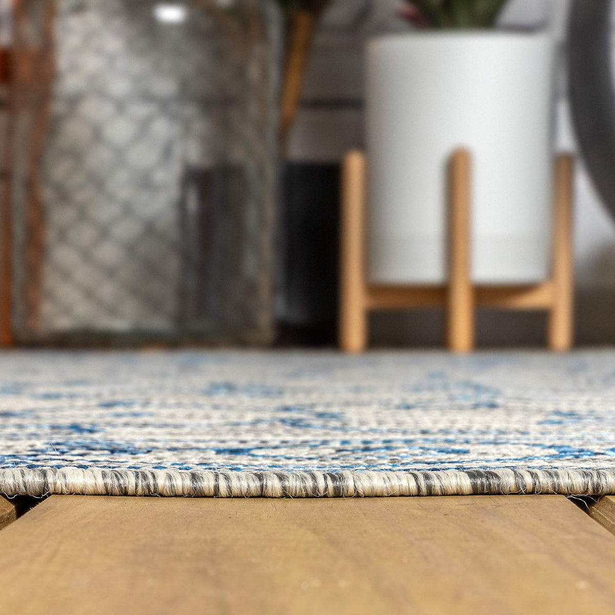 JONATHAN Y Vintage Filigree Indoor Outdoor Square Area Rug 8X8 Gray/Navy, Charleston Textured Weave