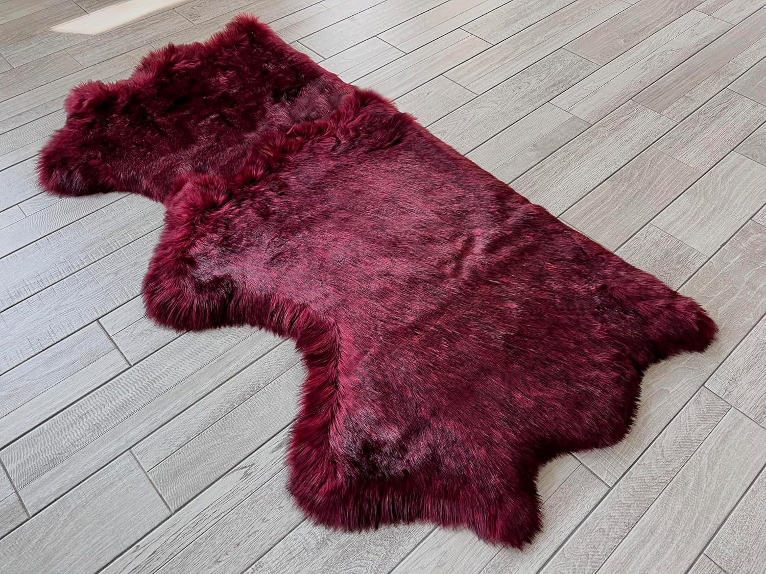 LAMBZY Faux Sheepskin Super Soft Hypoallergenic Free Shape Silky Shag Rug, Luxury Shaggy Plush
