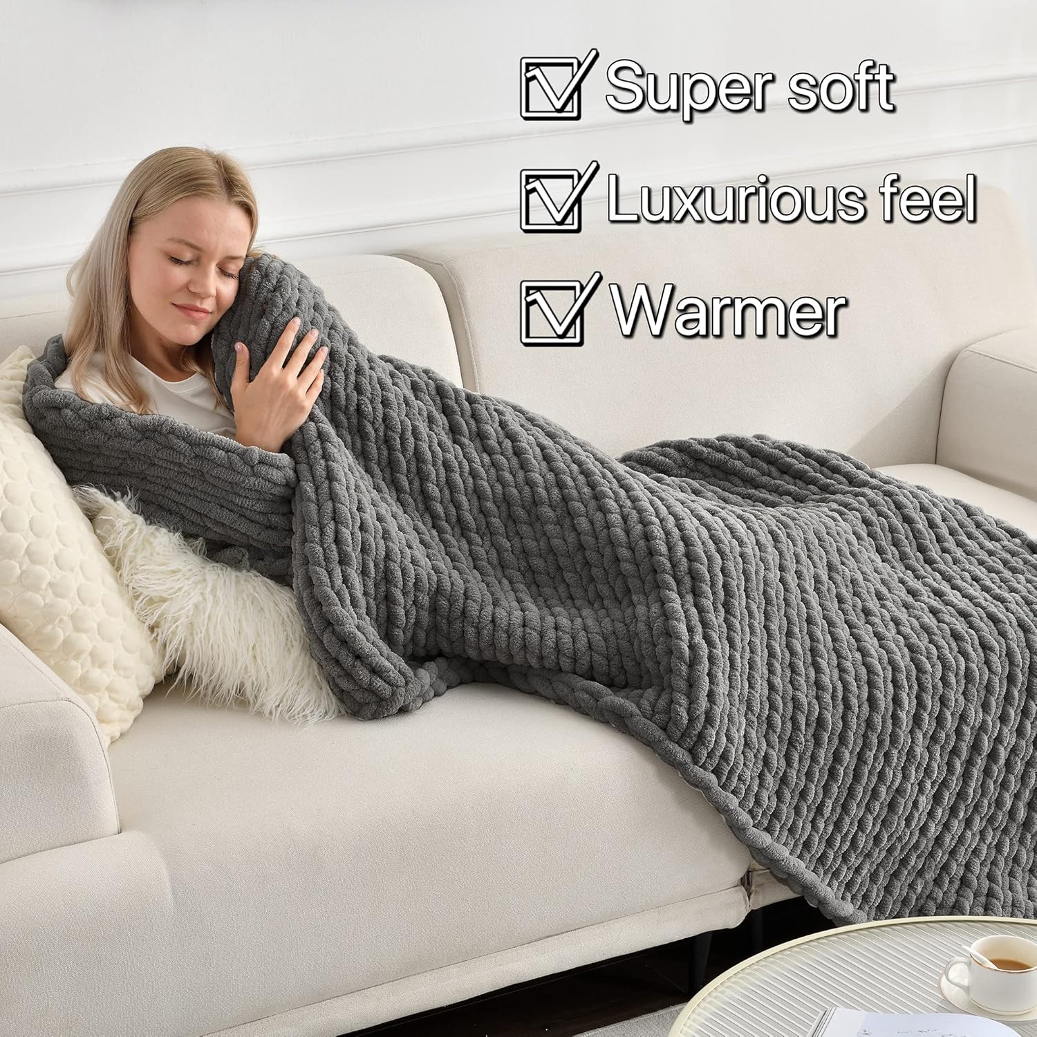 Maetoow Tighter Version Chenille Chunky Knit Blanket Throw （40×50 Inch）, Handmade Warm & Cozy