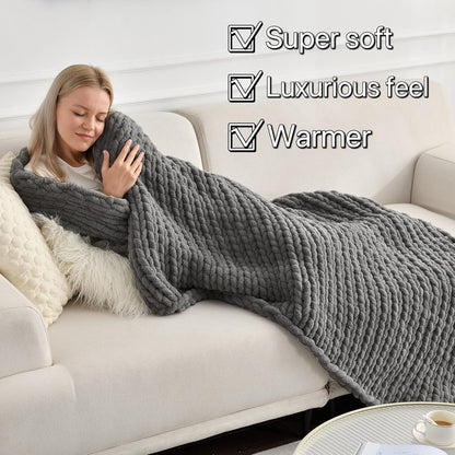 Maetoow Tighter Version Chenille Chunky Knit Blanket Throw （40×50 Inch）, Handmade Warm & Cozy
