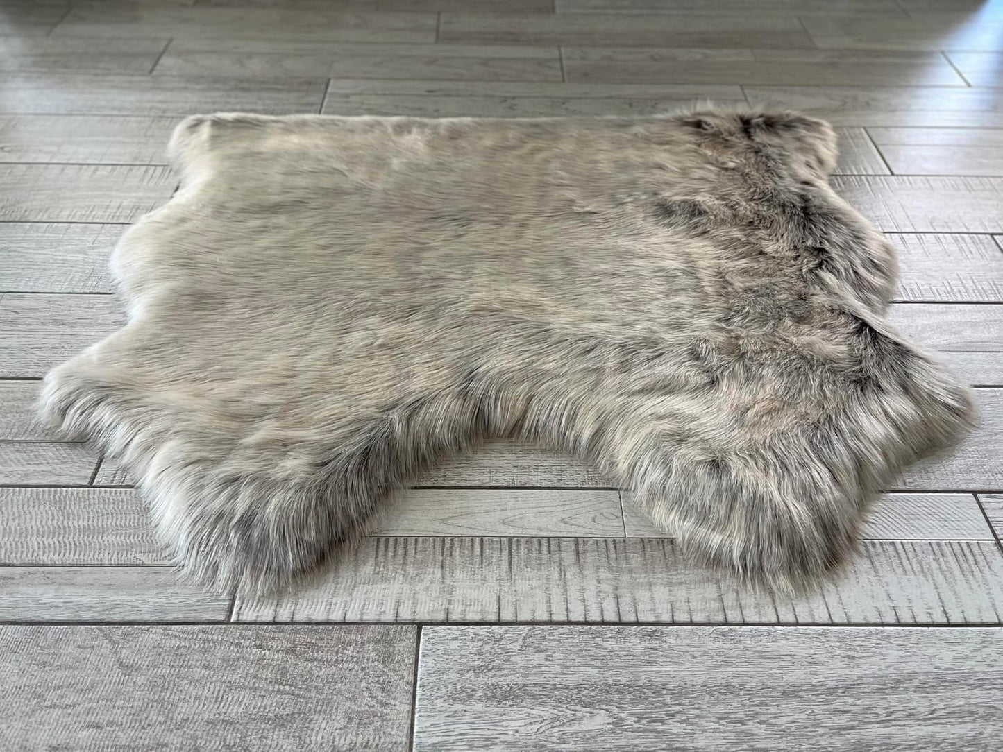 LAMBZY Faux Sheepskin Super Soft Hypoallergenic Free Shape Silky Shag Rug, Luxury Shaggy Plush