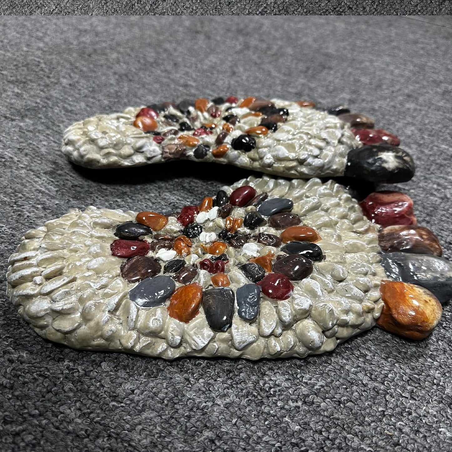 Outdooor Stepping Stones - Decorative Garden Stones for Patio, Deck, Garden or Sidewalk Faux