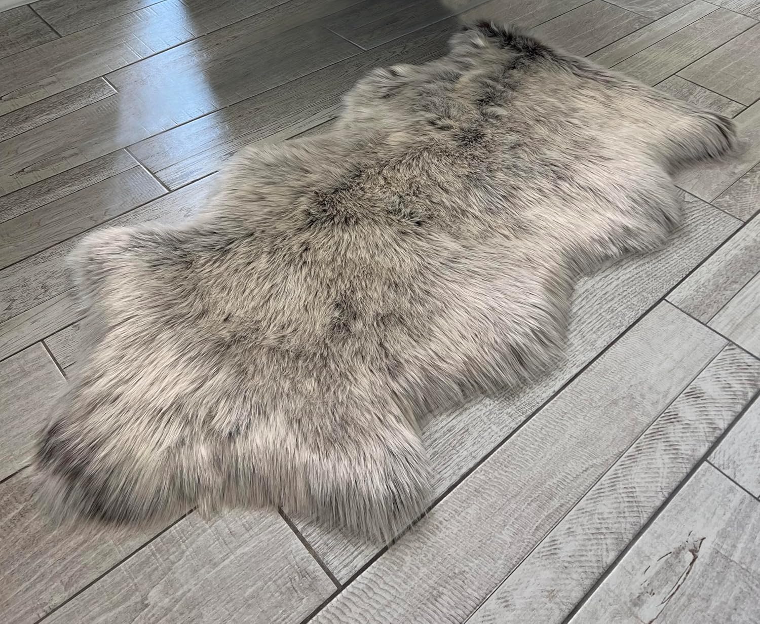 LAMBZY Faux Sheepskin Super Soft Hypoallergenic Free Shape Silky Shag Rug, Luxury Shaggy Plush