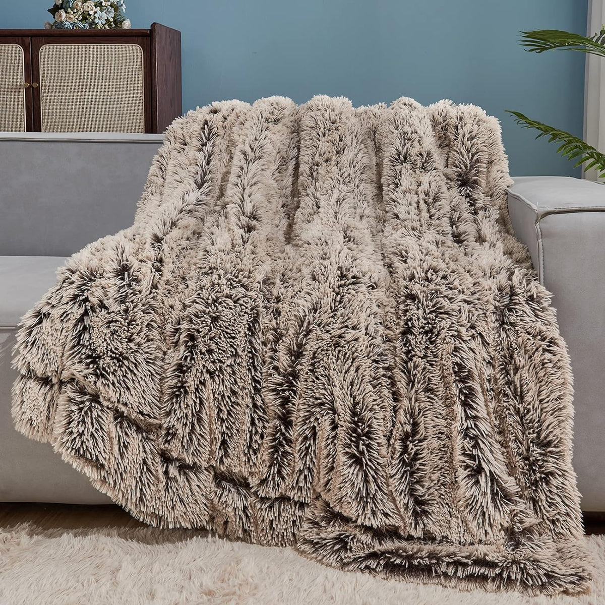 GONAAP Fuzzy Faux Fur Throw Blanket Frosty Brown Super Soft Cozy Plush Fuzzy Shaggy Blanket for