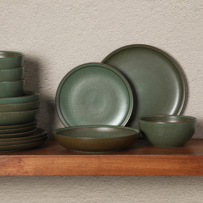 Gibson Elite Beckett Stoneware Matte Reactive Glaze 16 Piece (Service for 4) Plates and Bowls