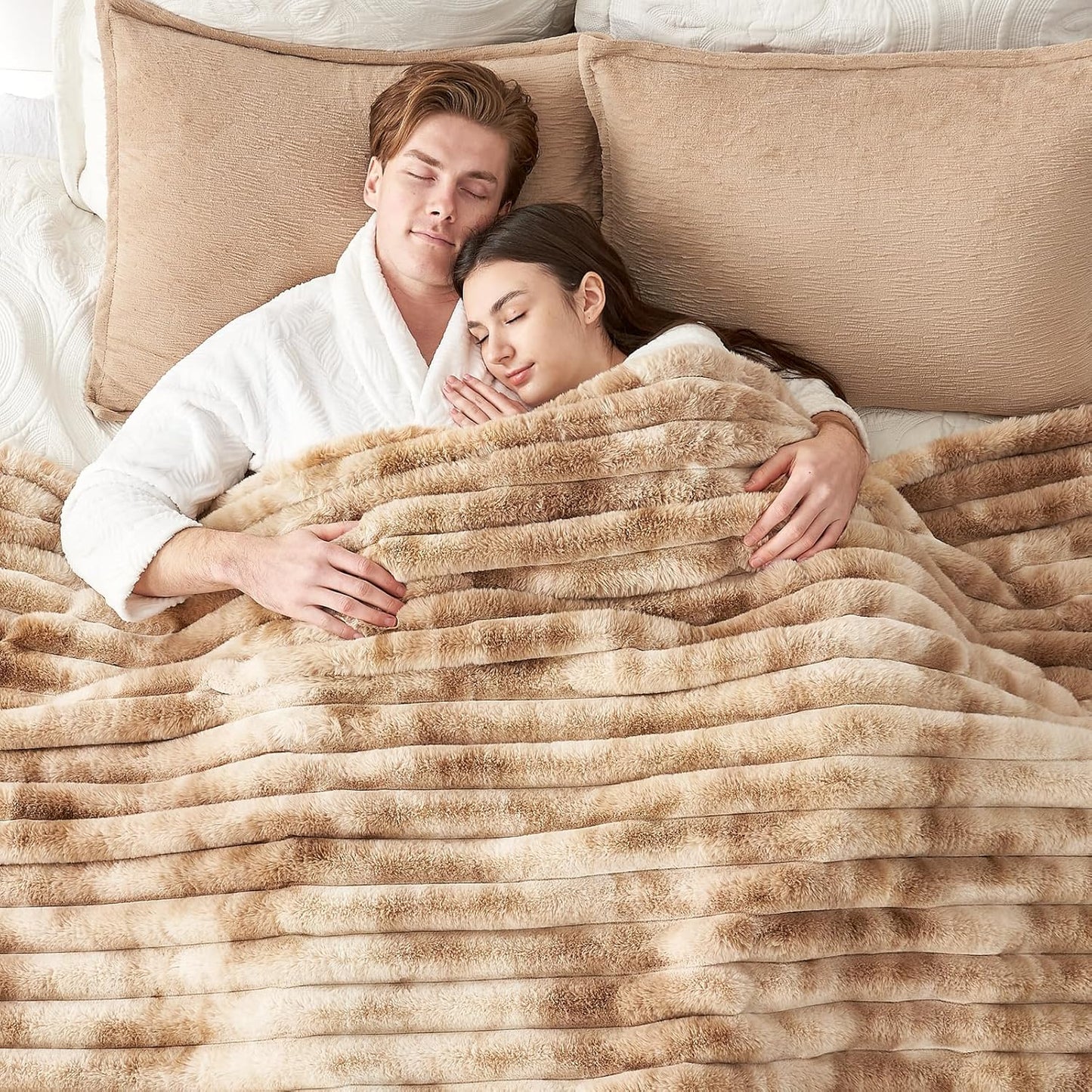 Cozy Bliss Faux Fur Throw Blanket for Couch, Cozy Warm Plush Striped Blanket for Sofa Bedroom