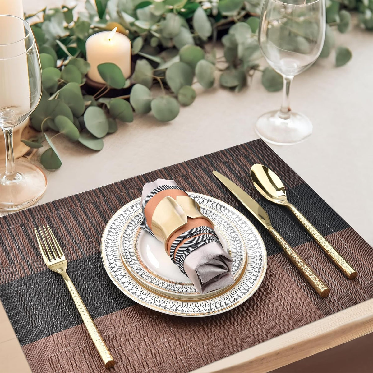 Placemats Set of 6 - Easy Clean Modern Durable Washable Vinyl Place Mats - Heat Resistant Placemats
