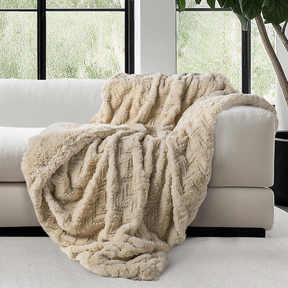 Mon Chateau Premium Reversible Queen Size Luxury Faux Fur Throw for Couch, Sofa, or Queen Size Bed