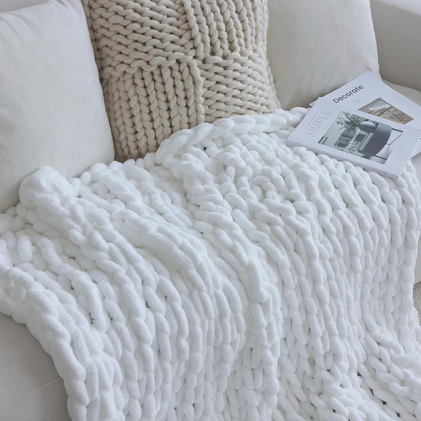 Maetoow Chenille Chunky Knit Blanket Throw （40×50 Inch）, Handmade Warm & Cozy Blanket Couch, Bed