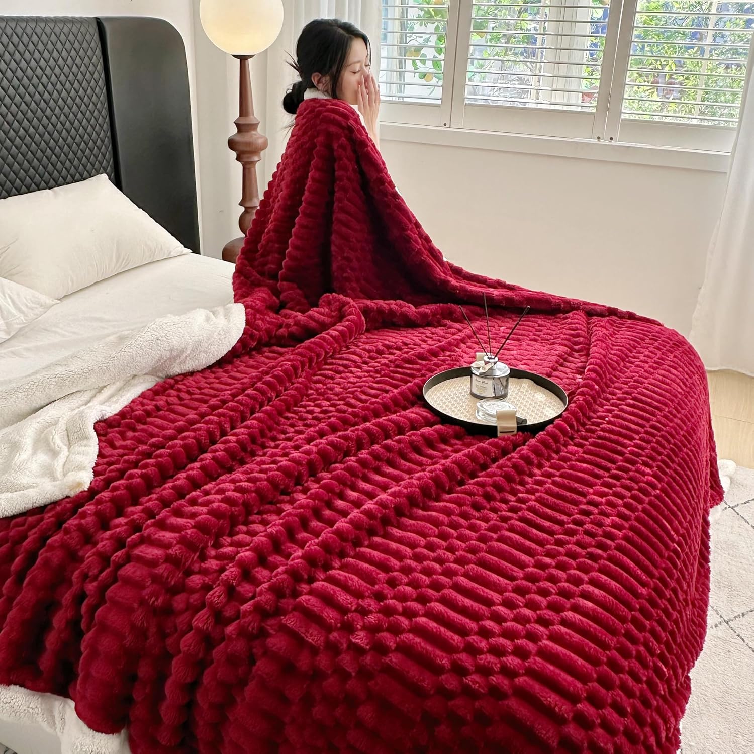 UKELER Sherpa Throw Blanket 60 × 80 inch, 470 GSM Striped Sherpa Fleece Blanket for All Season