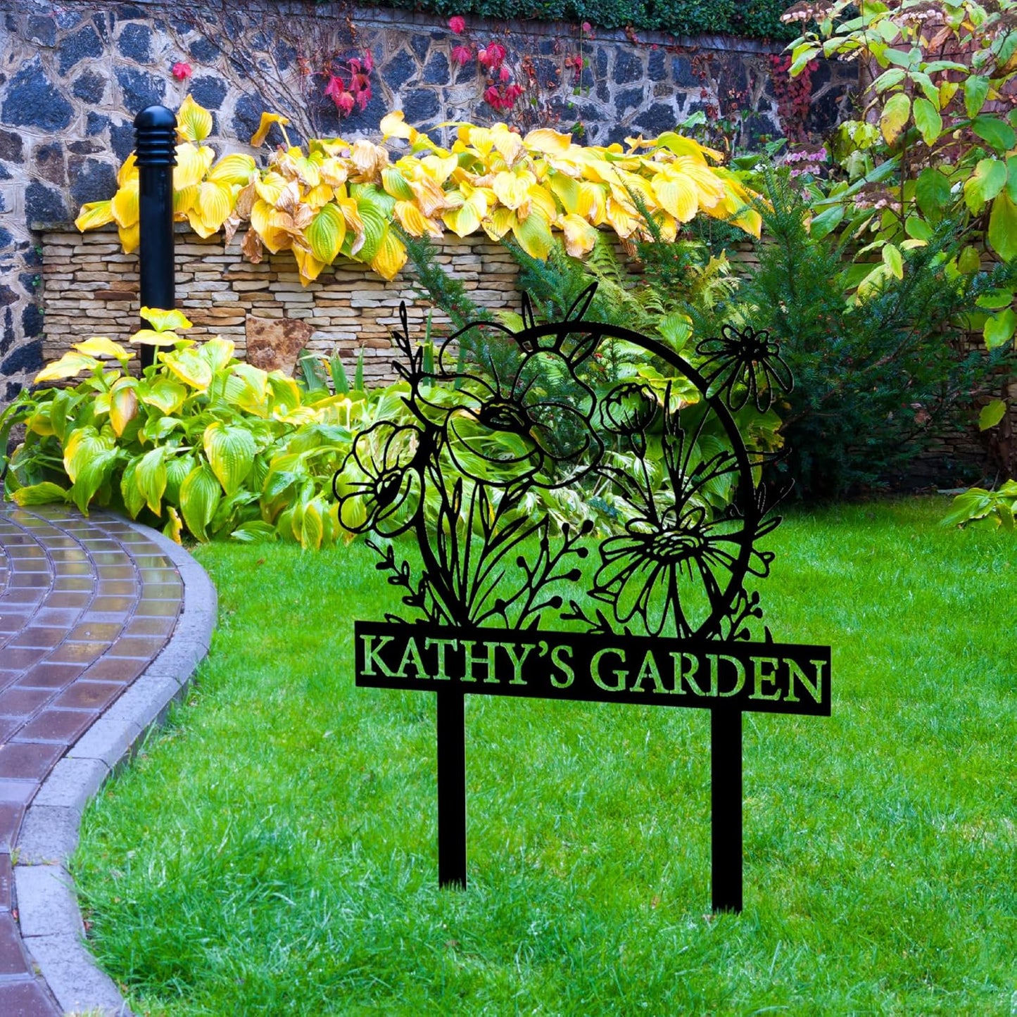 Personalized Metal Garden Sign with Stake, Custom Garden Decor for Outdoor, Custom Family Name
