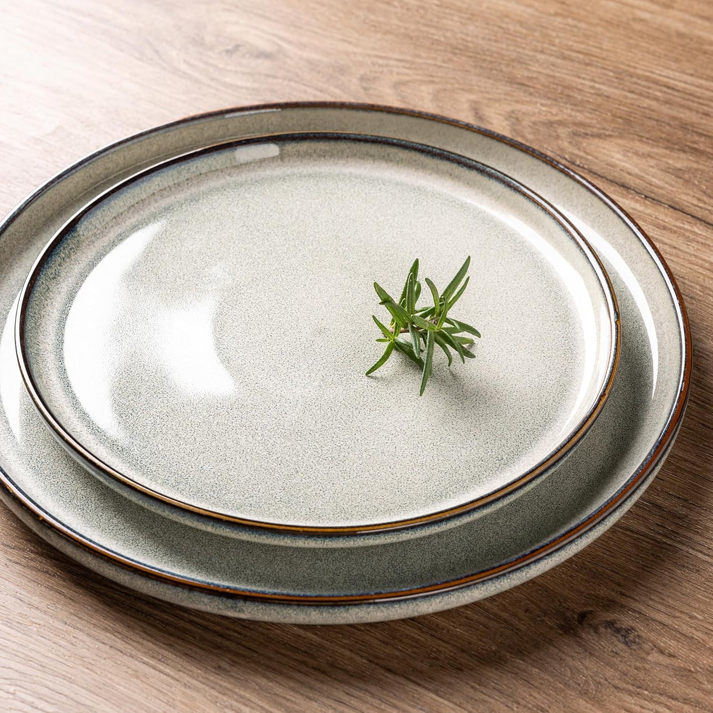 GBHOME Ceramic Dinnerware Sets for 6, 18 Pieces Stoneware Plates and Bowls Sets, Reactive Glaze