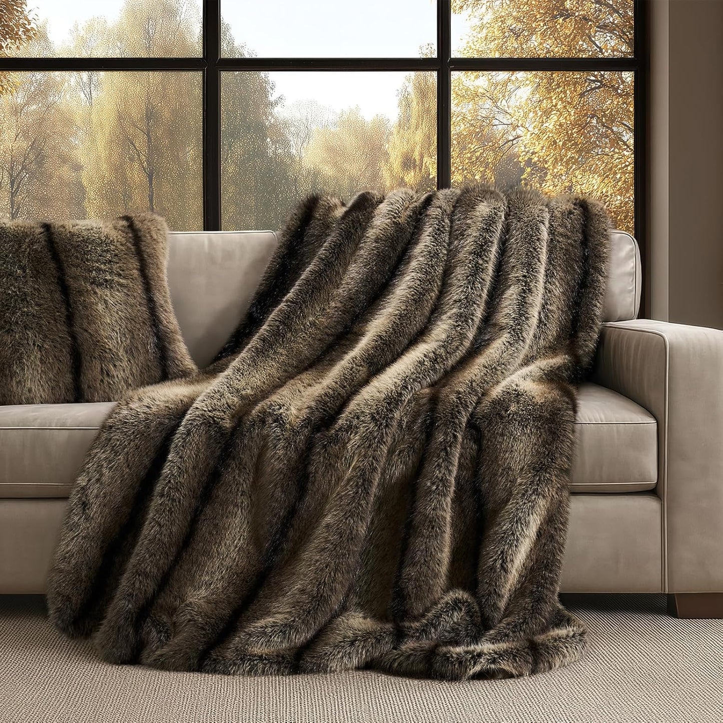 Luxury Faux Fur Throw Blanket, Soft Fluffy Faux Mink Blankets for Bed, Couch, Sofa, Thick Cozy