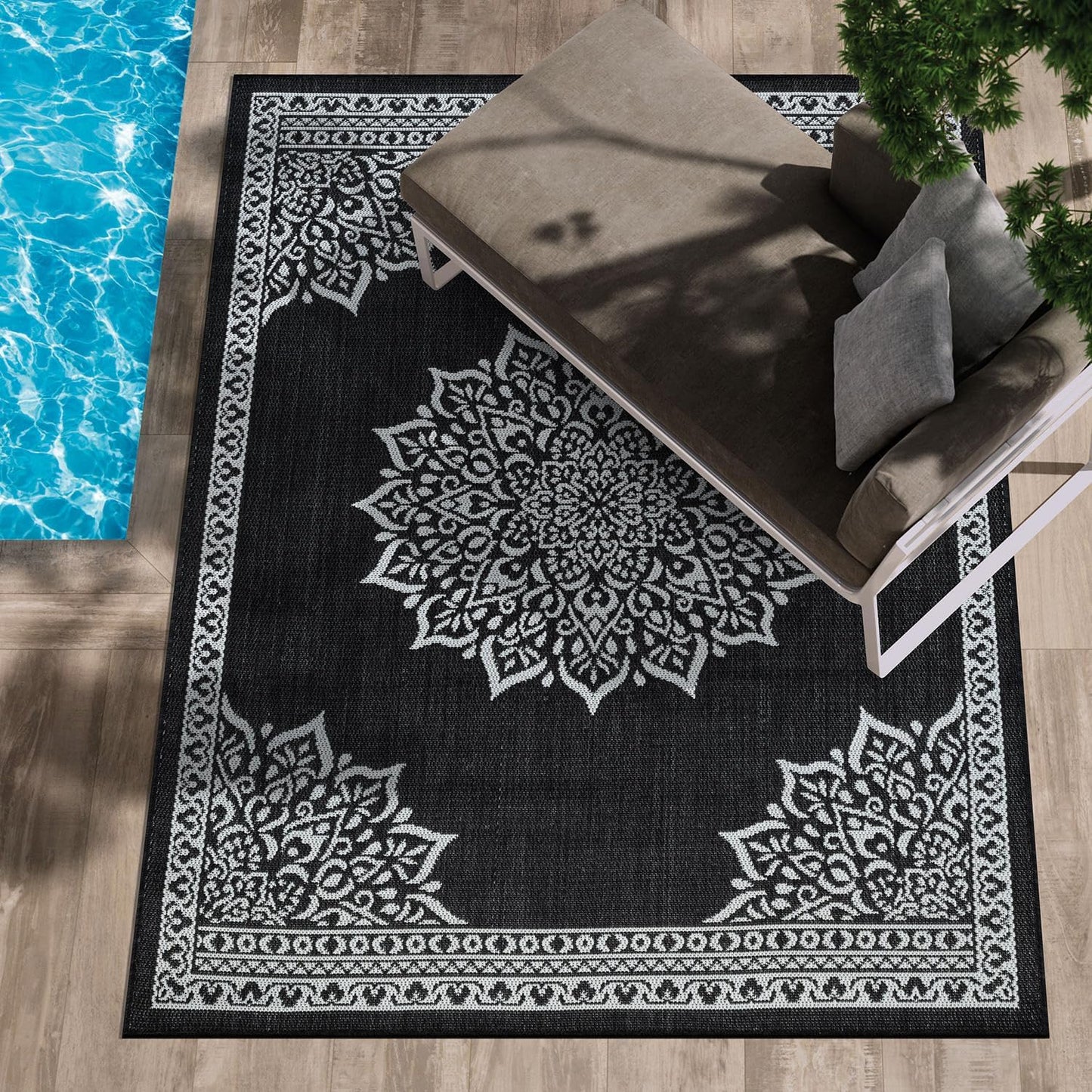 CAMILSON Outdoor Rug, 5x7 Medallion Black White Modern Area Rugs for Indoor and Outdoor Patios