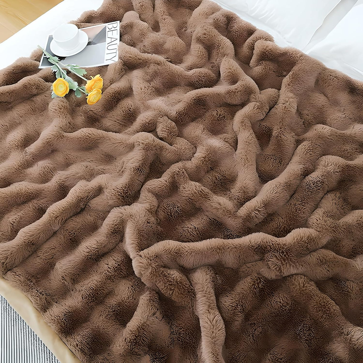 UKELER Large Fluffy Fleece Blankets Throws for Bed Cozy Shaggy Faux Fur Blanket Soft Plush Thick