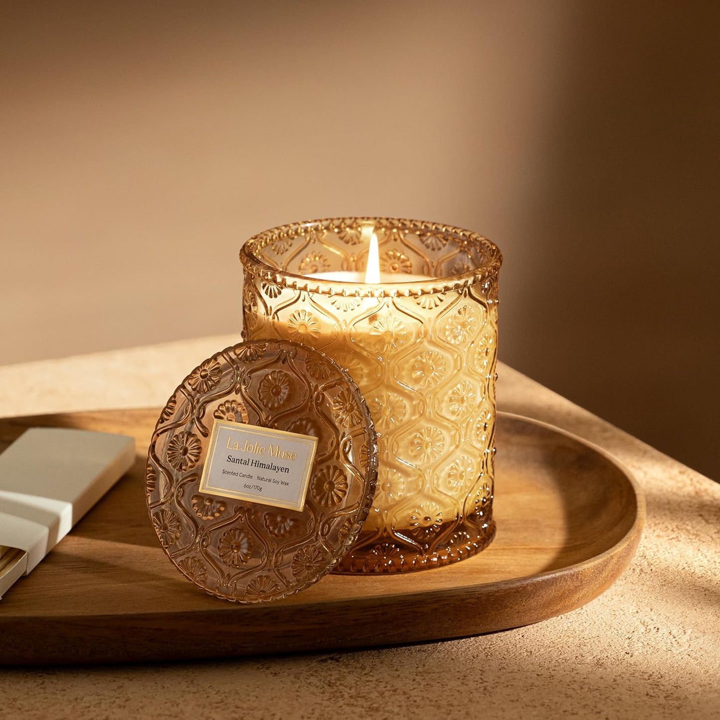 LA JOLIE MUSE Amber and Sandalwood Scented Candle | Santal Himalayen Candle | 6oz Luxury Soy Candle