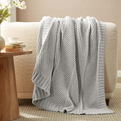 Amélie Home Chenille Knit Throw Blanket for Couch, Chevron Texture Decorative Soft Blanket for