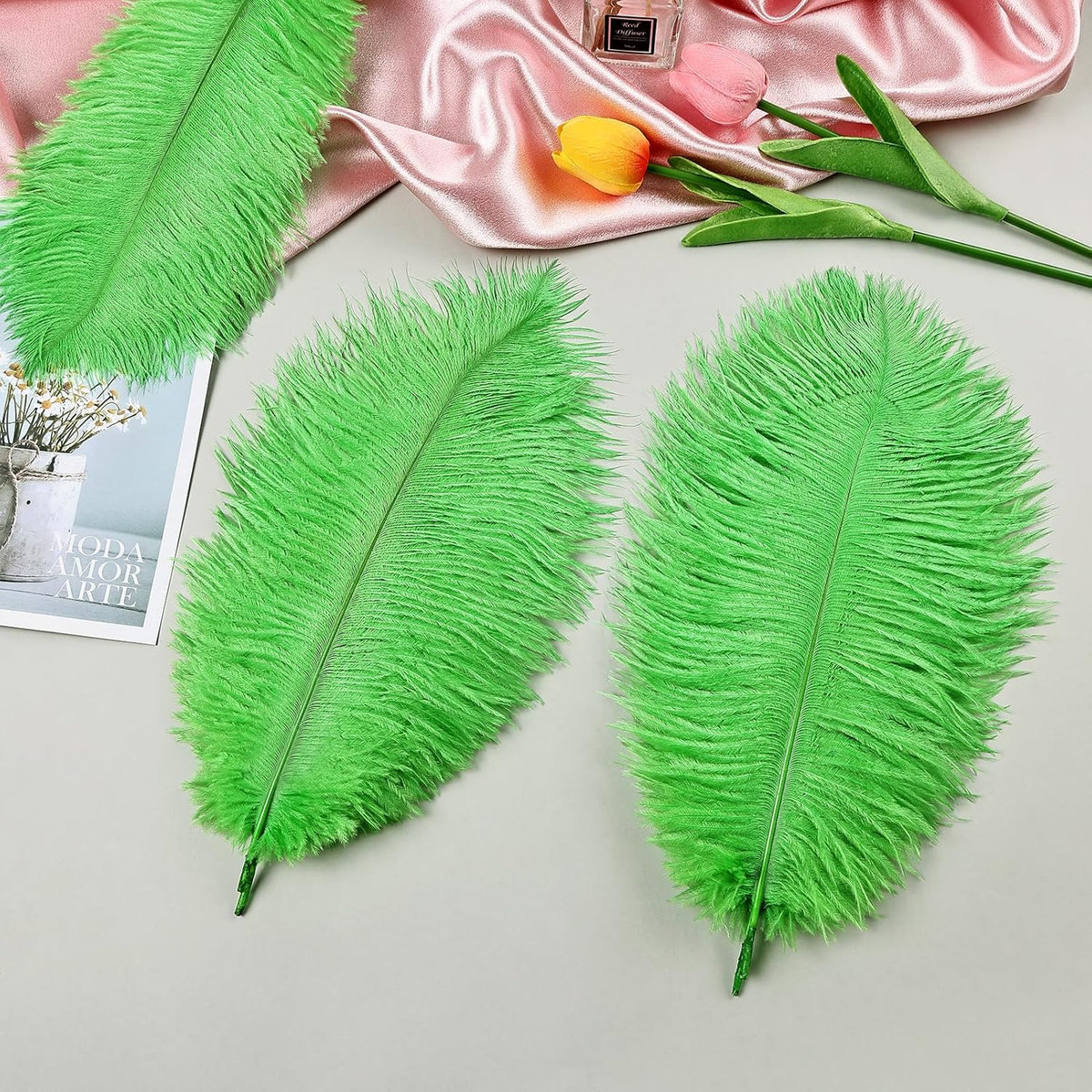 THARAHT Green Ostrich Feathers 24pcs Natural Bulk 8-10Inch 20cm-25cm for Crafts Wedding Party