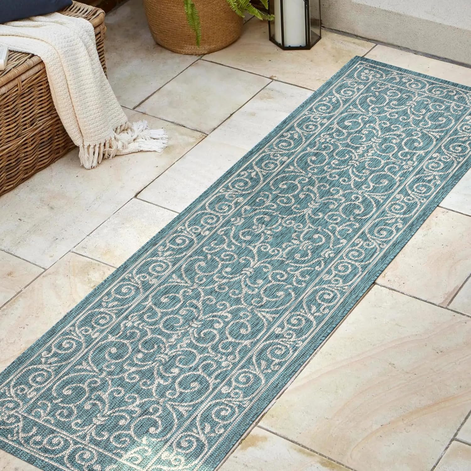 JONATHAN Y Vintage Filigree Indoor Outdoor Runner Rug 2X8 Teal/Gray, Charleston Textured Weave for