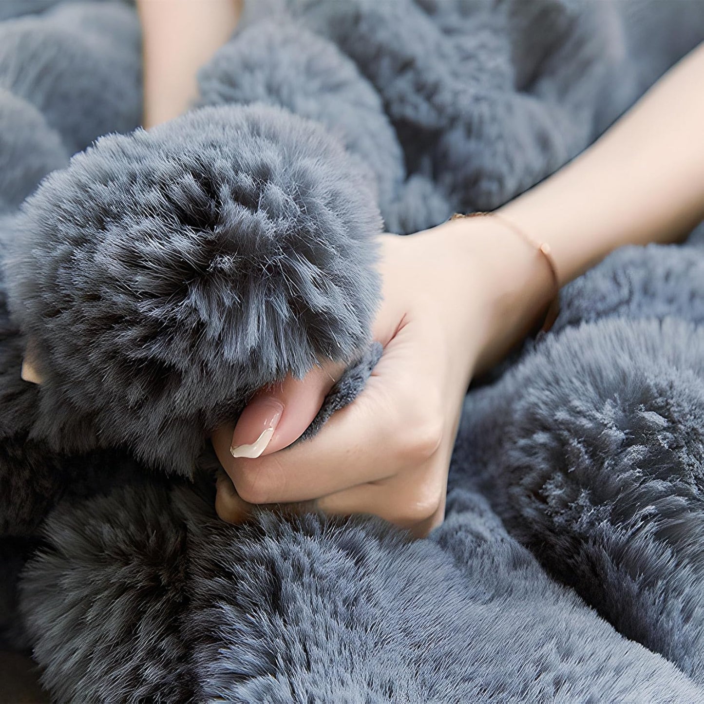 UKELER Soft Faux Fur Throw Blanket 50''x60'' Solid Reversible Shaggy Blanket Plush Thick Fluffy