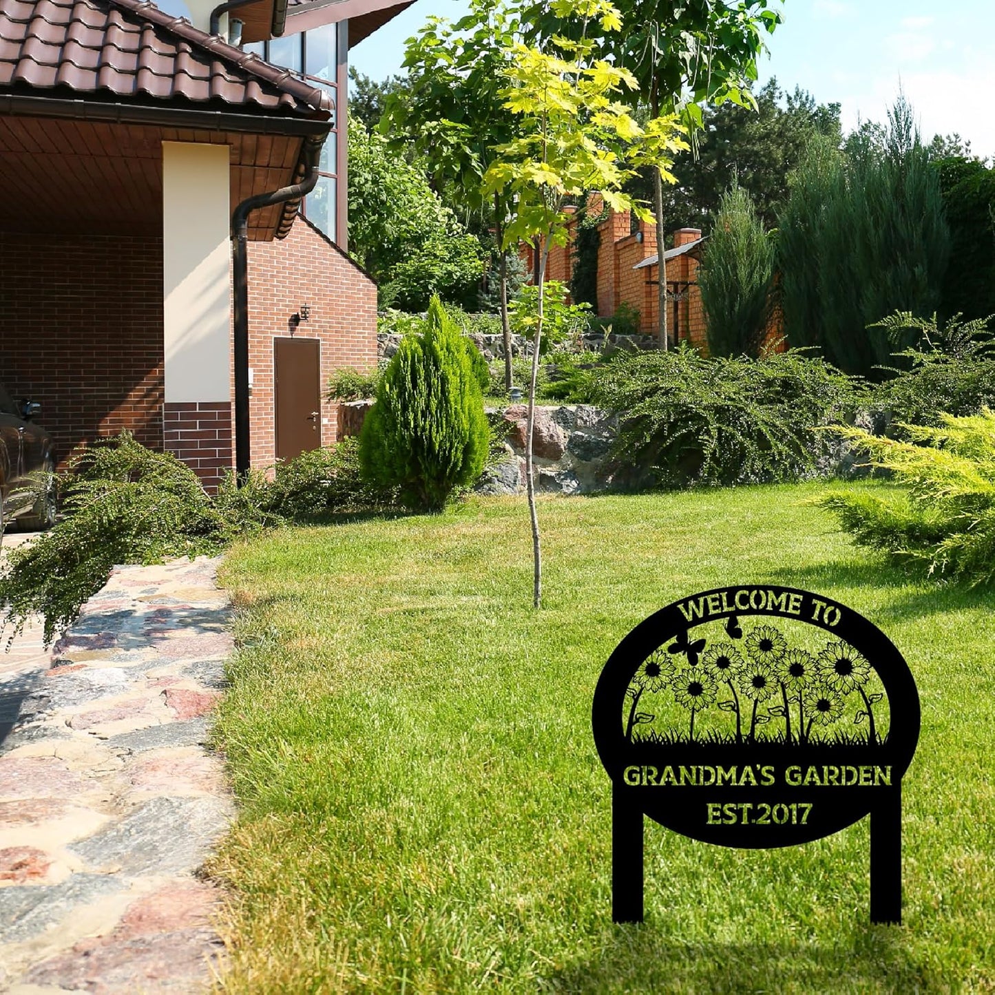 Personalized Metal Garden Sign with Stake, Custom Flowers Garden Decor for Outdoor, Custom Family