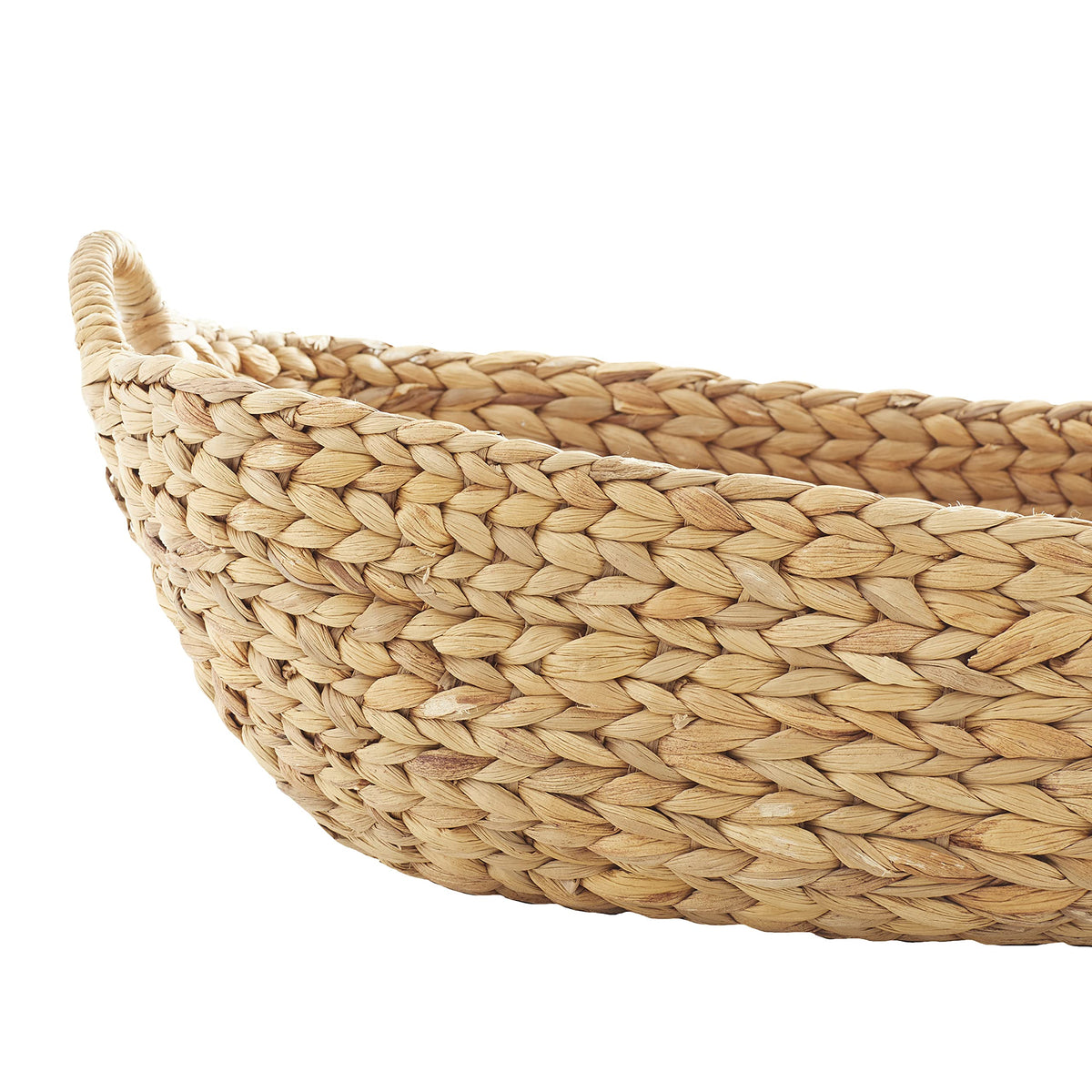 Deco 79 Seagrass Handmade Decorative and Functional Storage Basket Basket Organizer with Metal