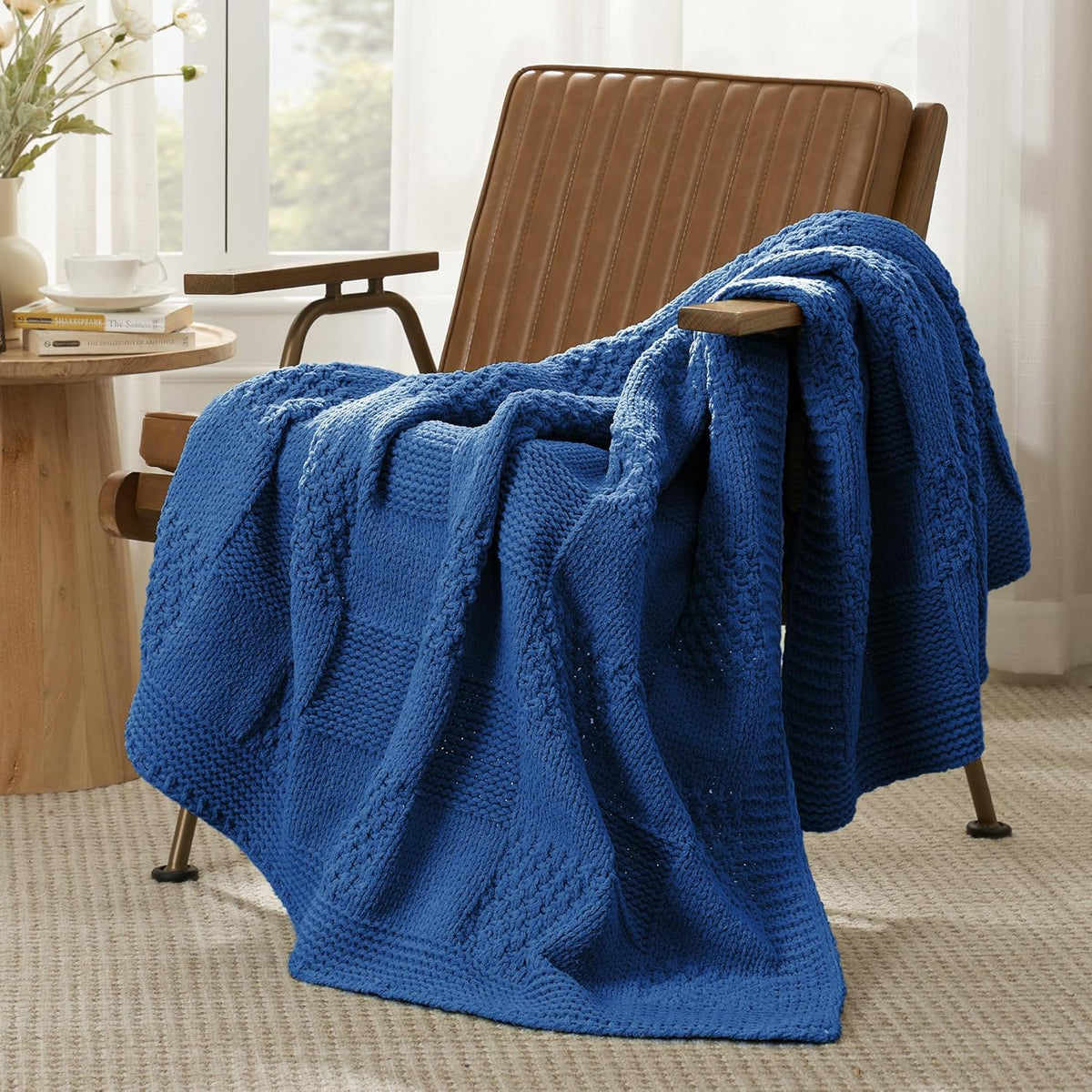 Amélie Home Chenille Knit Throw Blanket for Couch, Checkered Texture Decorative Soft Blanket for
