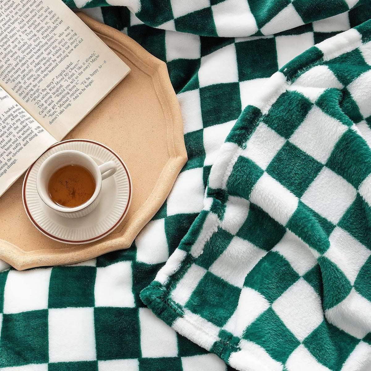 LOMAO Throw Blankets Flannel Blanket with Checkerboard Grid Pattern Soft Throw Blanket for Couch