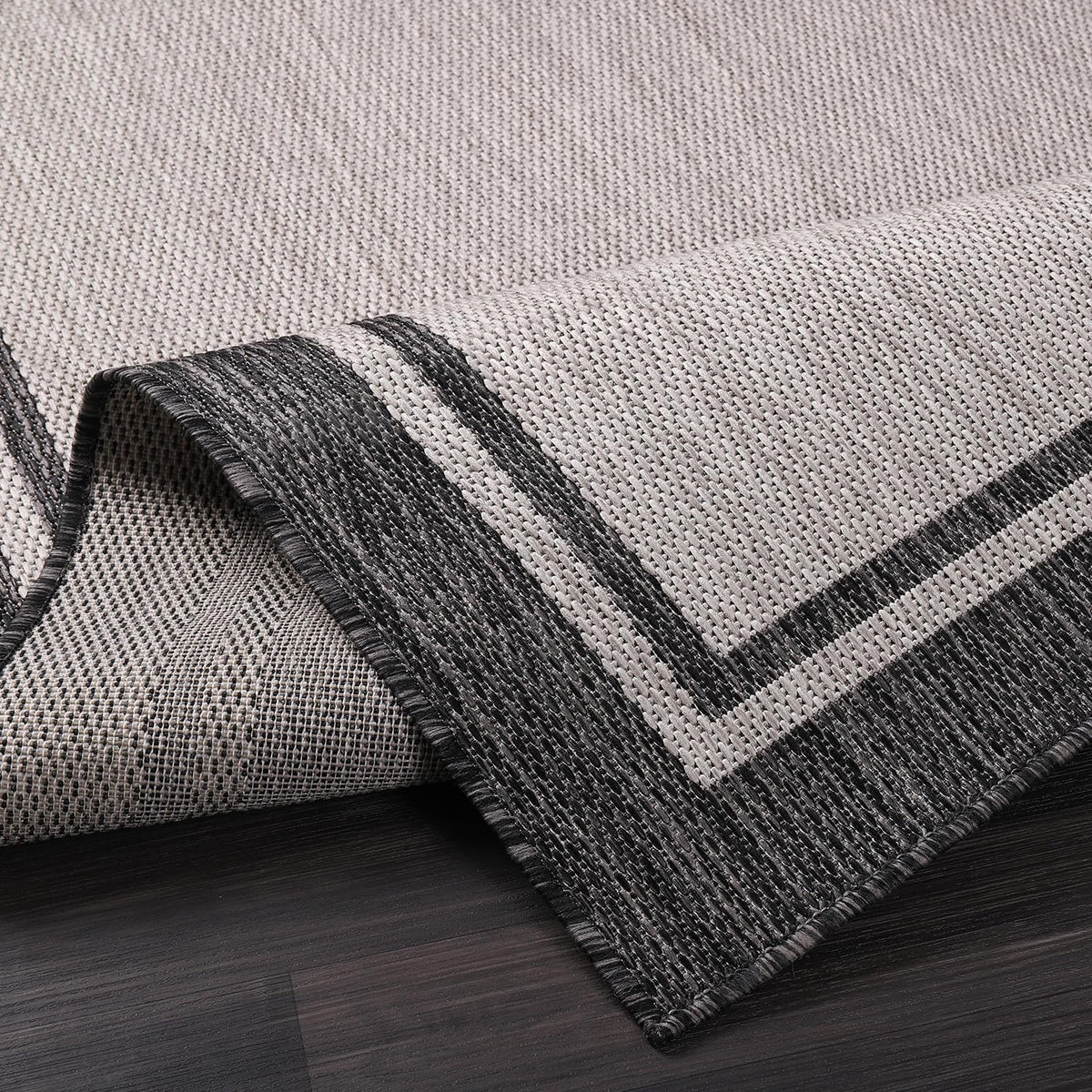 CAMILSON Indoor Outdoor Rug, 5x7 Bordered Gray Modern Area Rugs for Indoor and Outdoor Patios