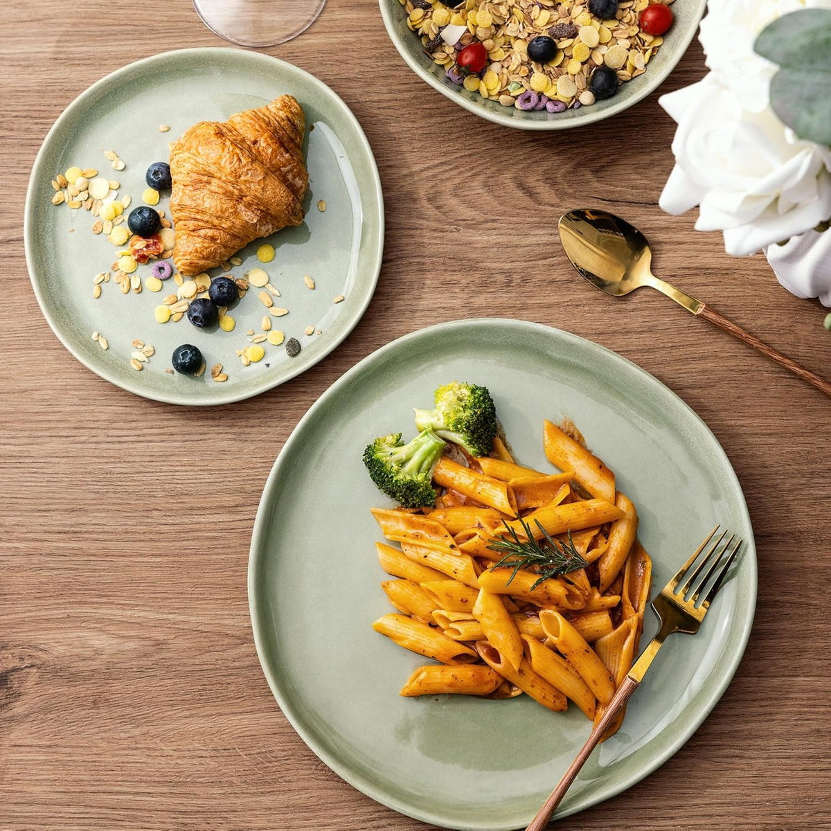 AmorArc Ceramic Dinnerware Sets,Handmade Reactive Glaze Stoneware Plates and Bowls Set,Highly