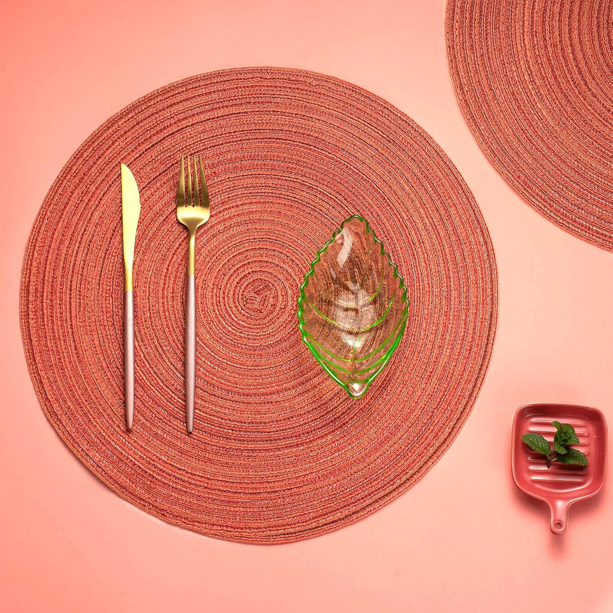 AHHFSMEI Round Braided Placemats Set of 6 Round Table Mats for Dining Tables Natural Woven Heat