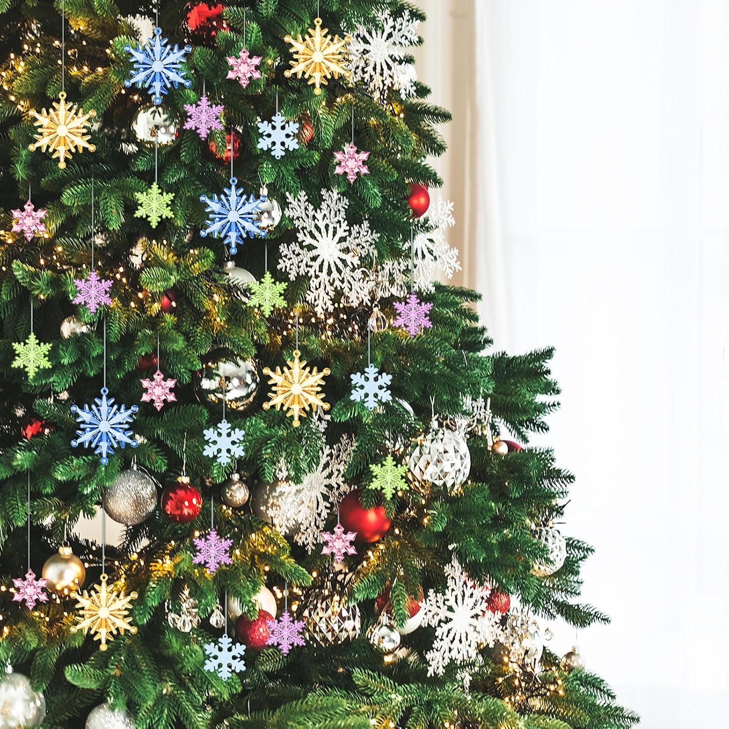 Dilunave 40 Pieces Christmas Snowflake Ornaments Acrylic Christmas Tree Decorations Crystal