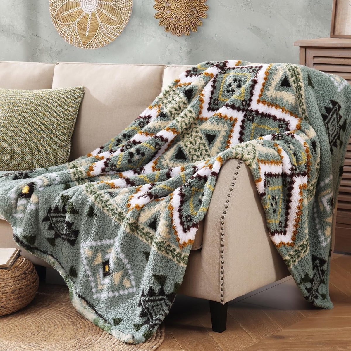 CASAAGUSTO Boho Sherpa Throw Blanket, Aztec King Size Blanket, Ultra Soft, Warm, Cozy, Plush, Thick