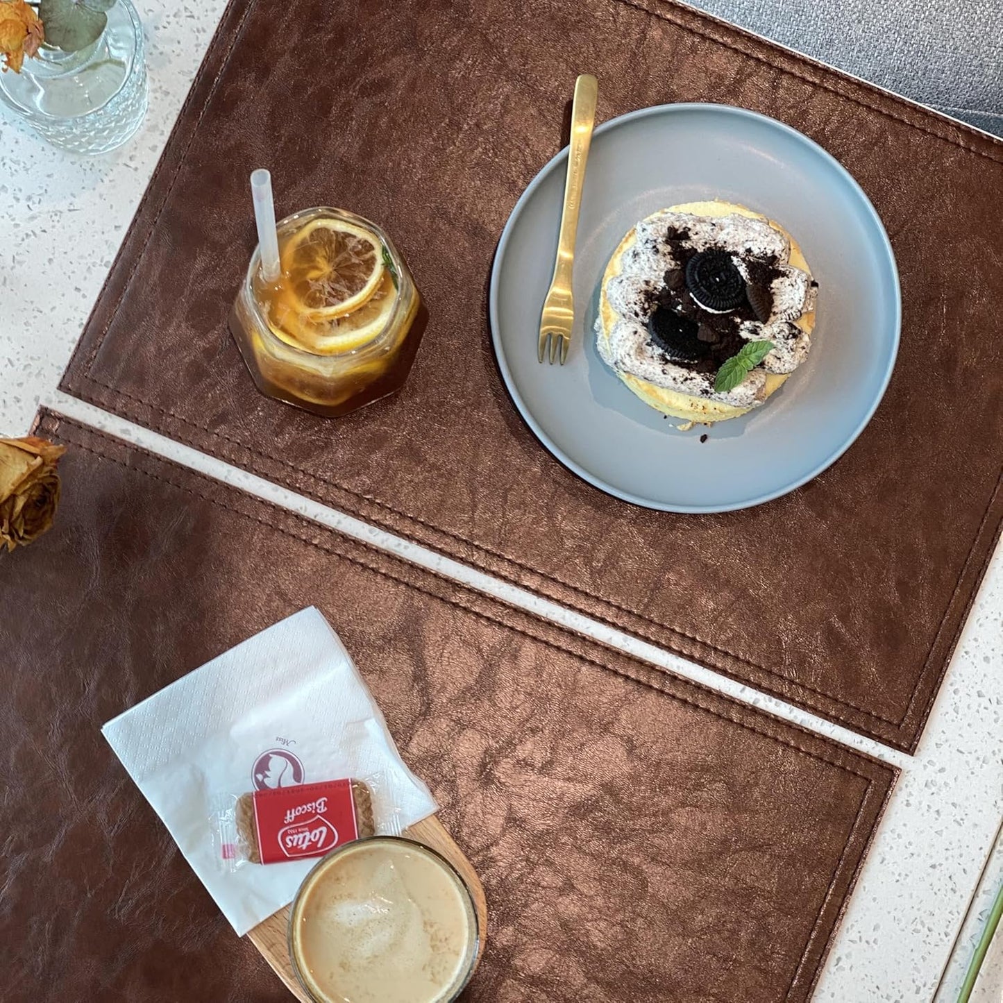 Jovono Waterproof PU Placemats, Faux Leather Dining Table Mat, Set of 8, Easy to Wipe Off Scrub