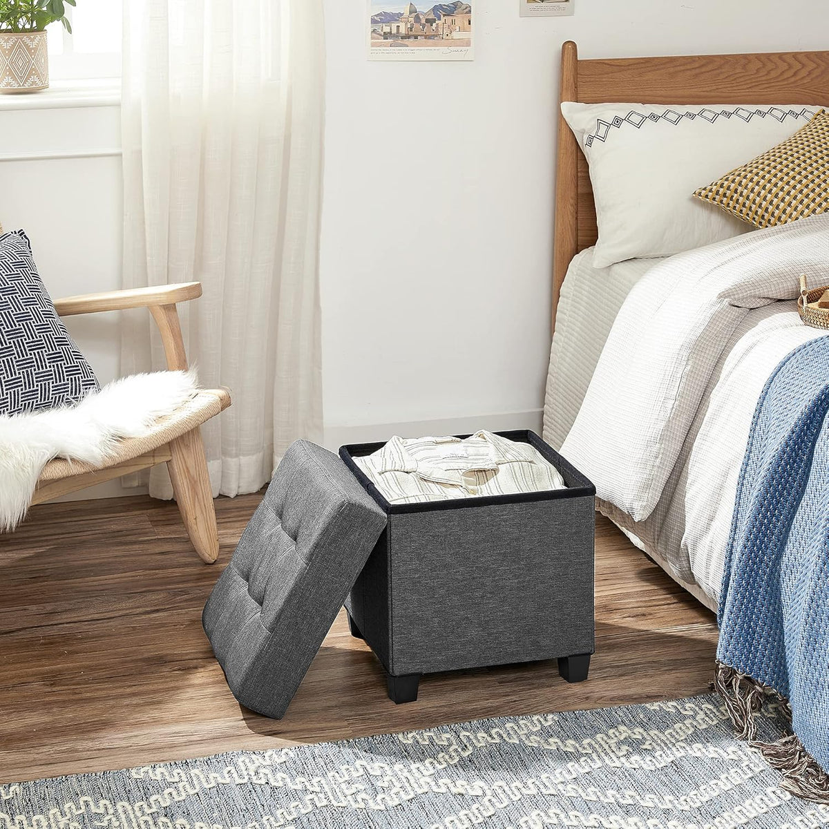 SONGMICS 15 Inches Cube Storage Ottoman, Bedroom Bench with Storage, Foot Stool with Feet, Holds Up