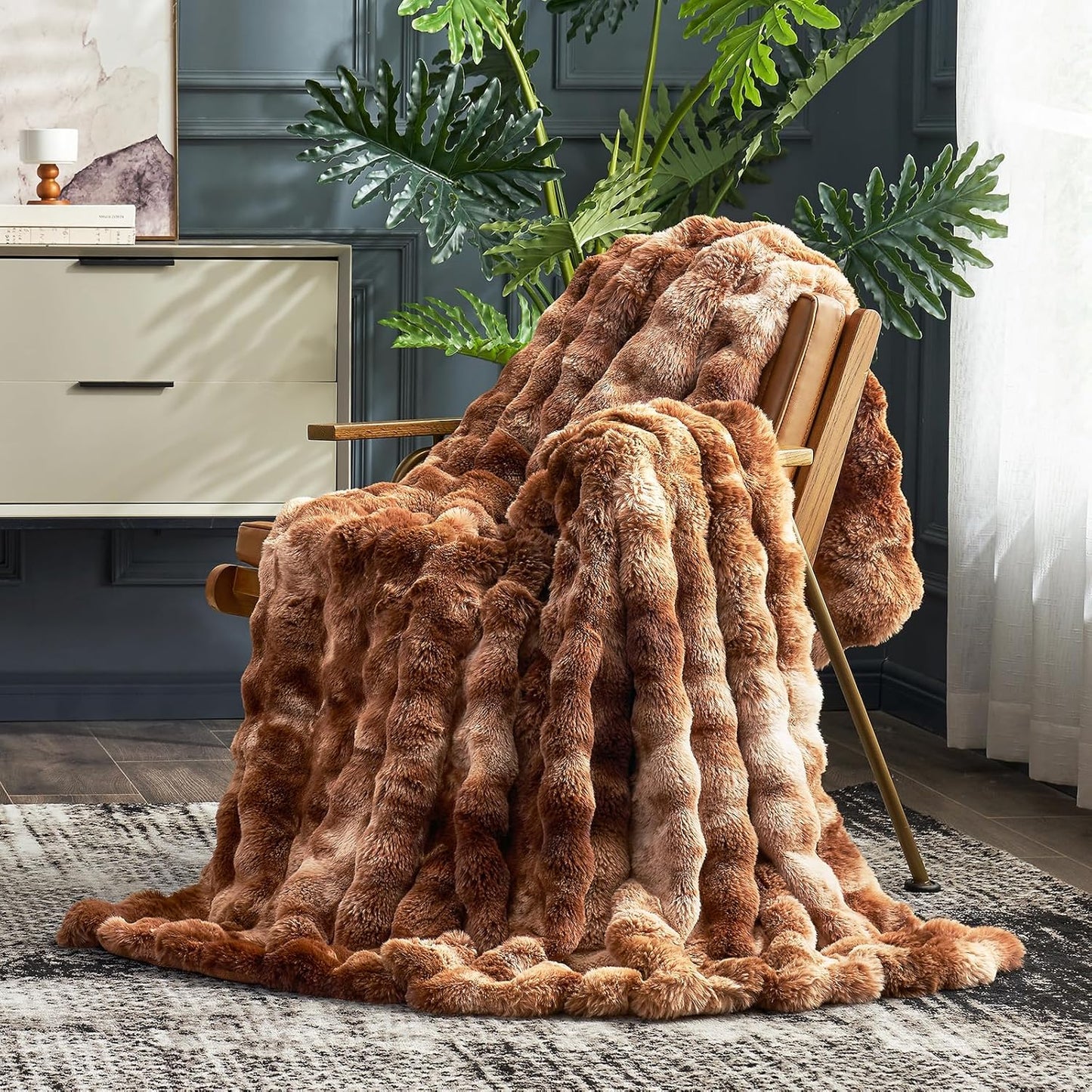 Cozy Bliss Faux Fur Throw Blanket for Couch, Fuzzy Soft Plush Thick Bubble Blanket for Sofa Bedroom