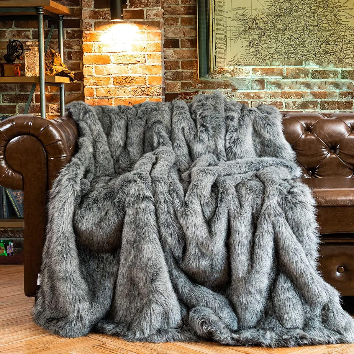 BATTILO HOME Silver Grey Faux Fur Throw Blanket for Couch, Bed, Fake Fur Blankets & Throws, Thick