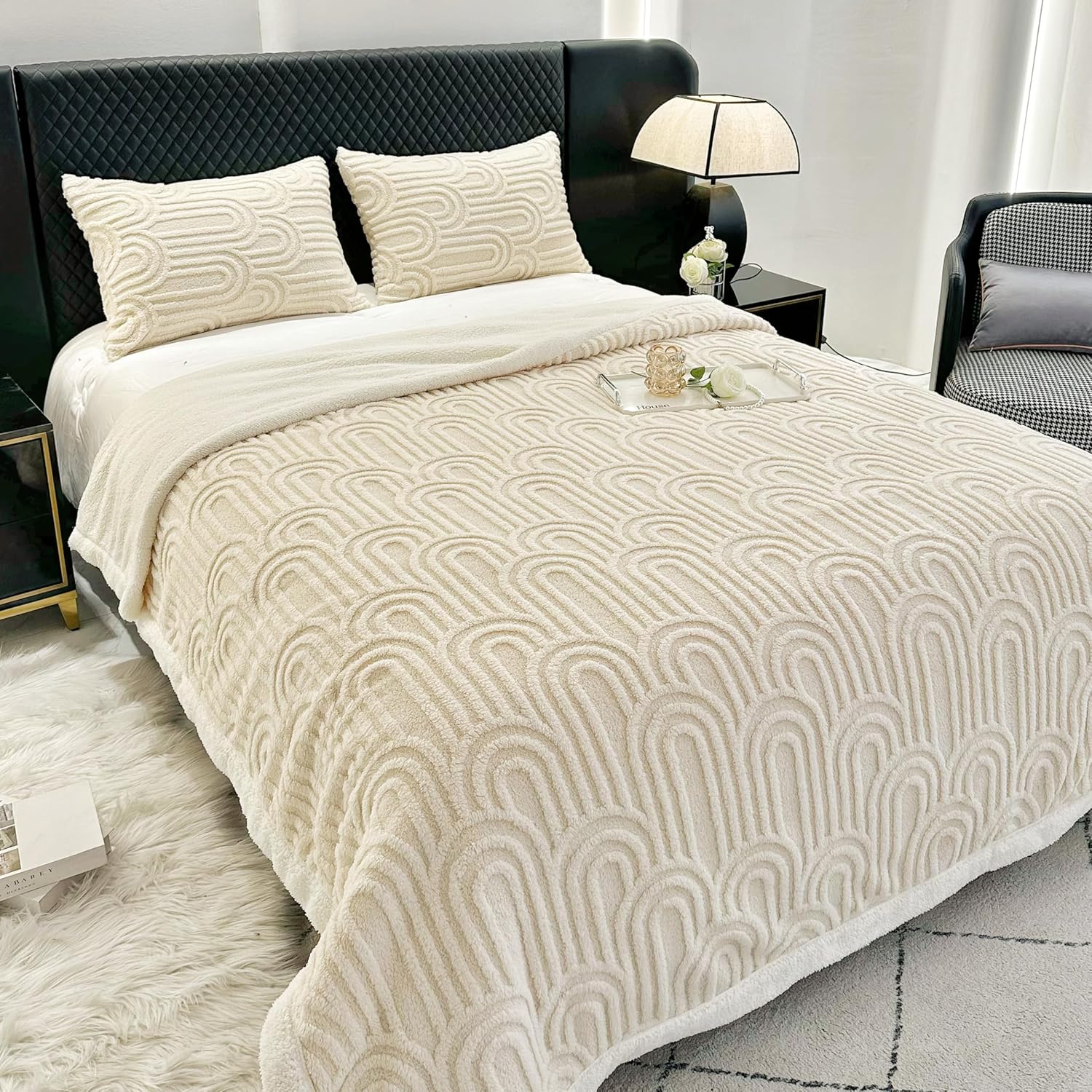 UKELER Sherpa Bed Blanket 80 × 90 inch, Ultra Soft Queen Size Throw Blanket for All Season, Cozy